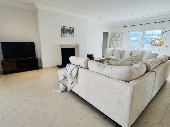 Villa for sale in Mijas
