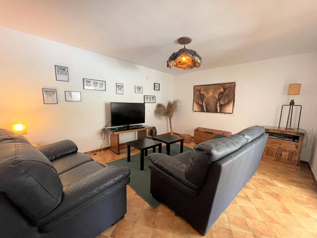 Villa for sale in Mijas