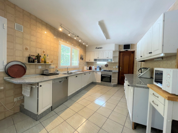 Villa for sale in Mijas