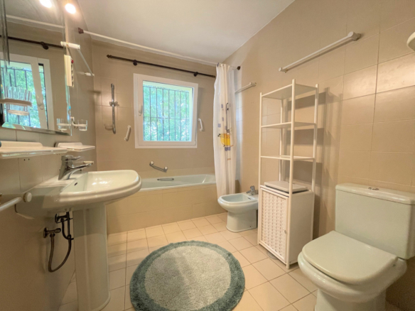 Villa for sale in Mijas