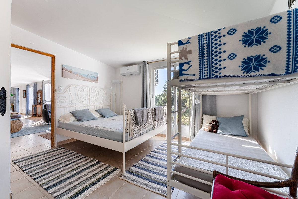 Villa for sale in Mijas