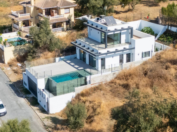 Villa til salg i Mijas