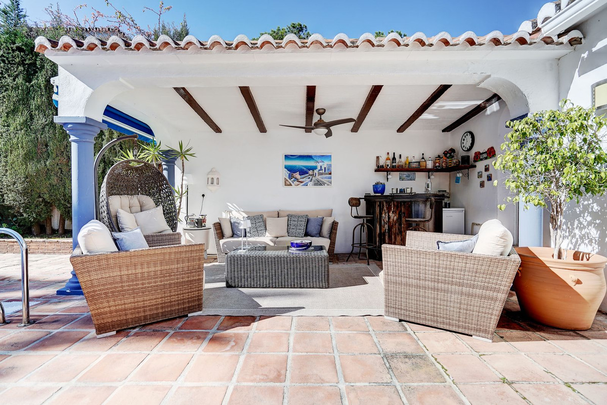 Villa for sale in Mijas