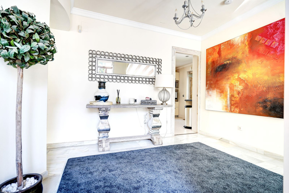 Villa for sale in Mijas