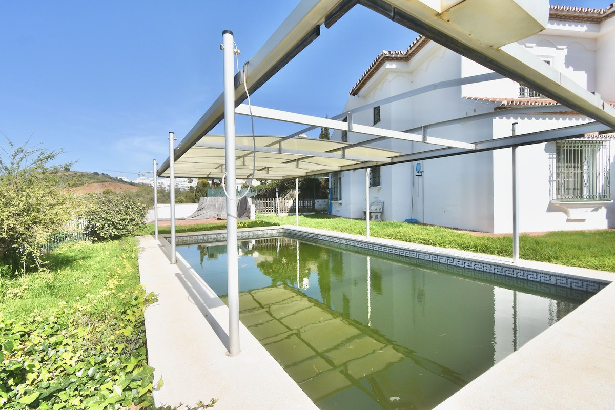 Villa for sale in Mijas