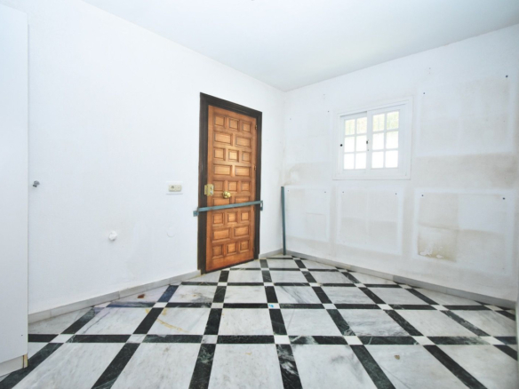 Villa for sale in Mijas