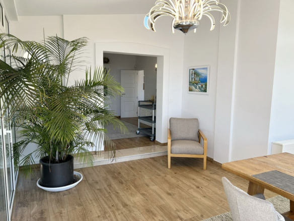 Villa for sale in Mijas