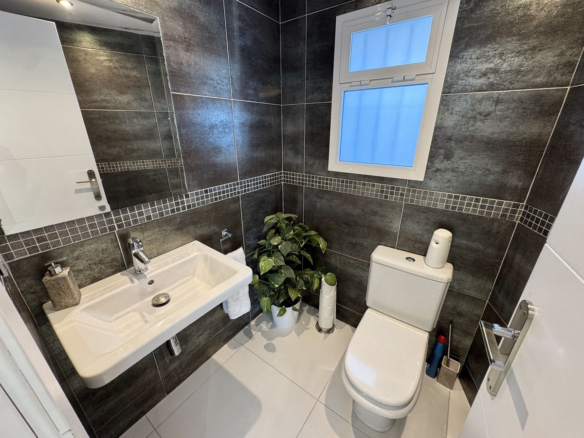 Villa for sale in Mijas