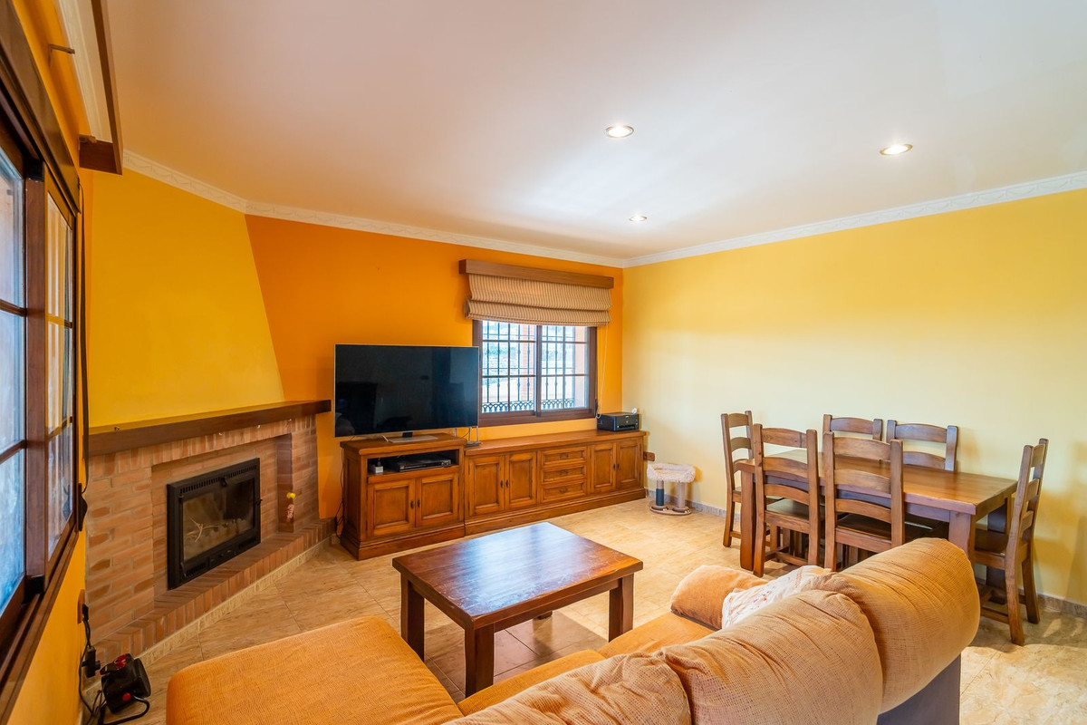 Villa for sale in Mijas