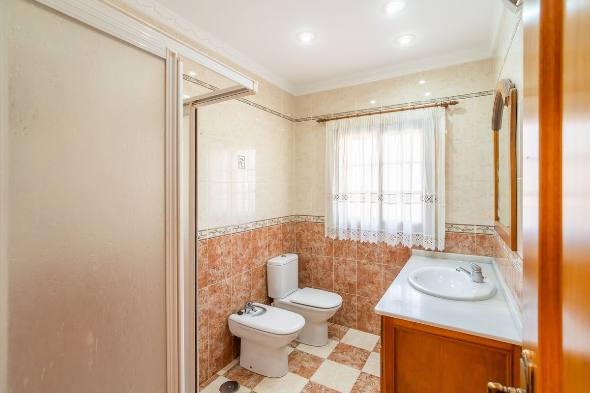 Villa for sale in Mijas
