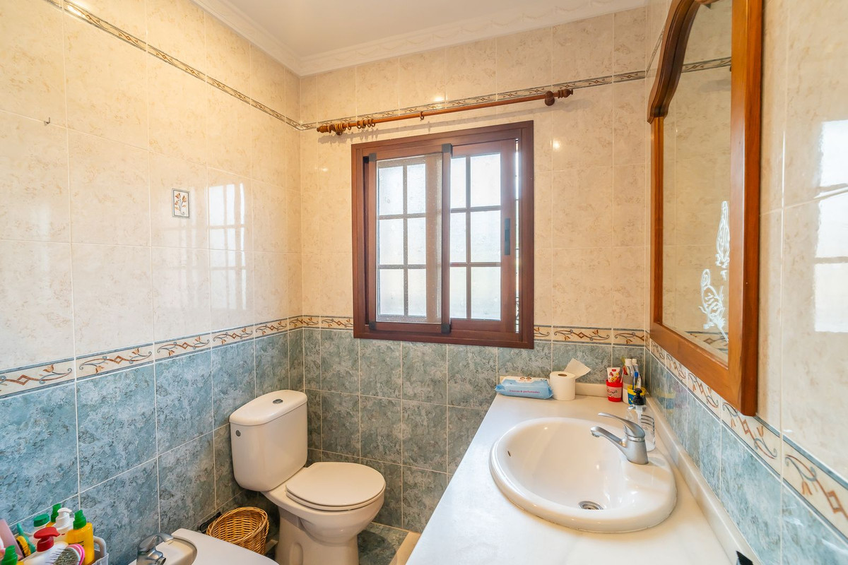 Villa for sale in Mijas