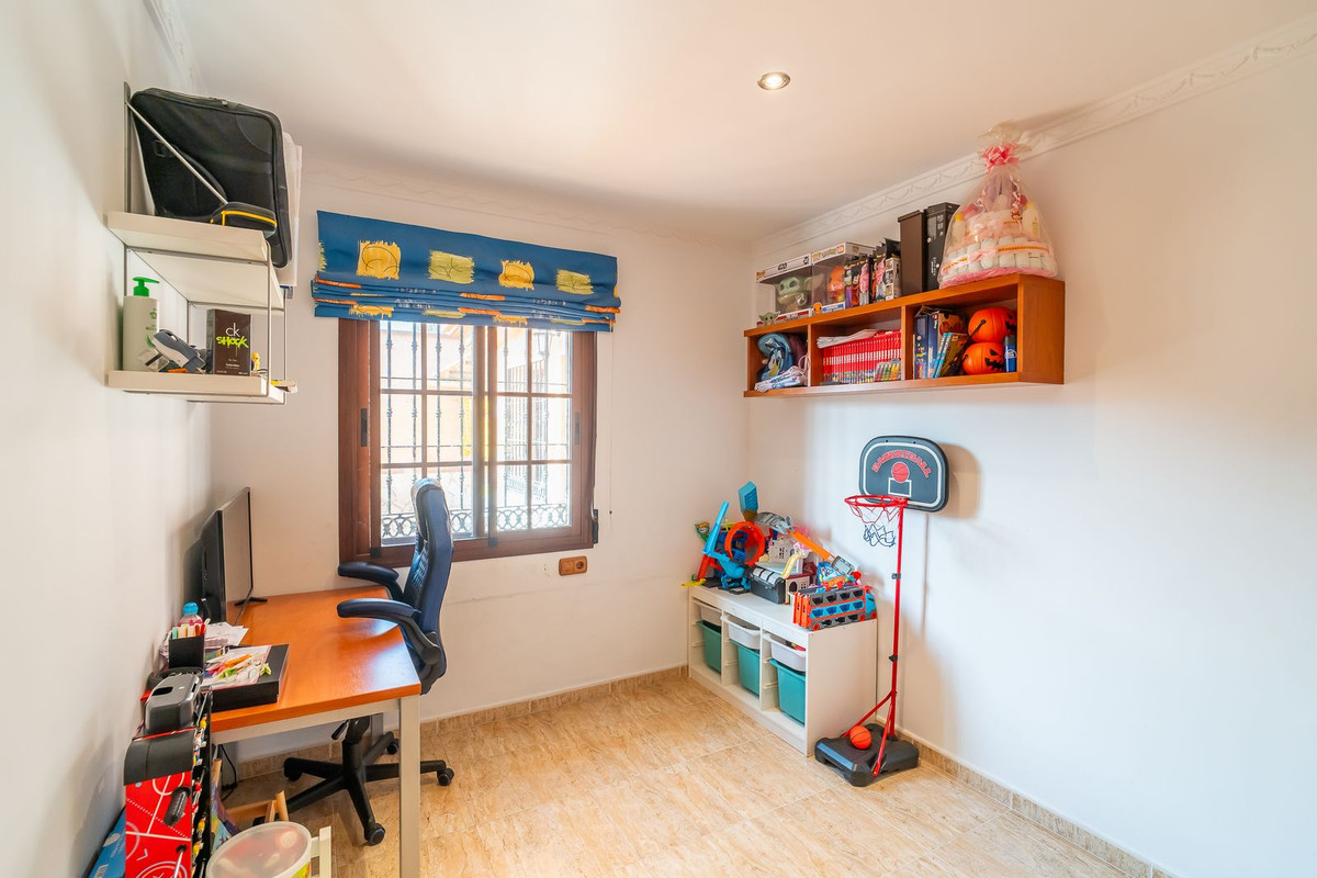 Villa for sale in Mijas