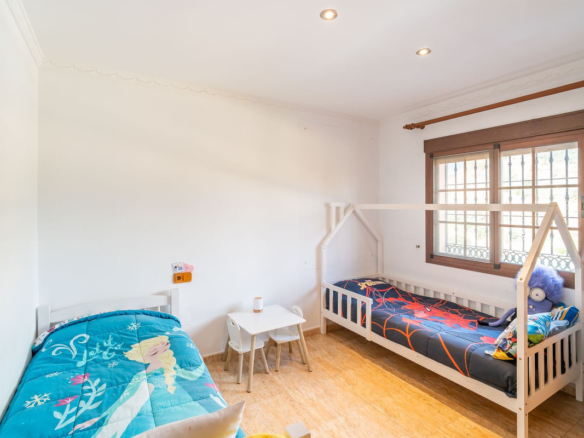 Villa for sale in Mijas