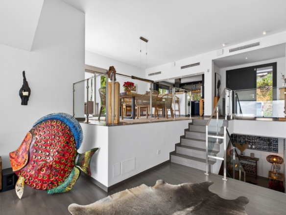 Villa for sale in Mijas