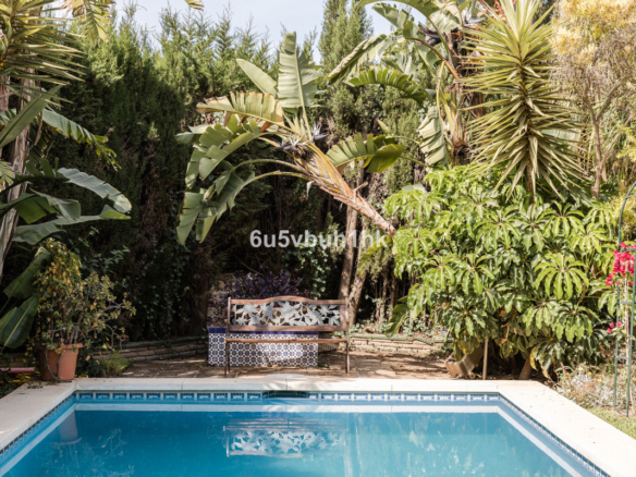 Villa for sale in Mijas