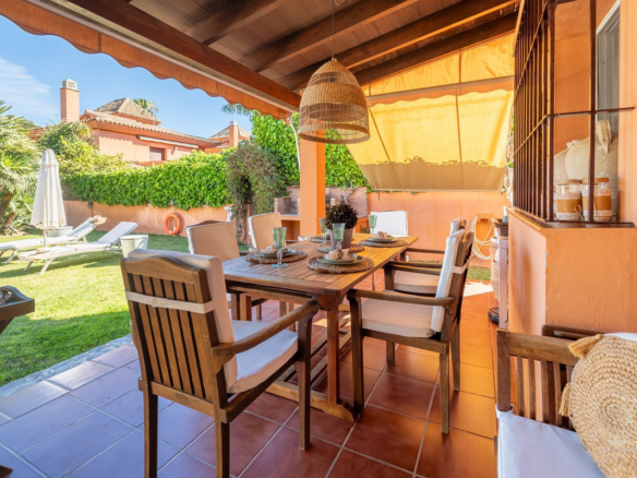 Villa for sale in Mijas