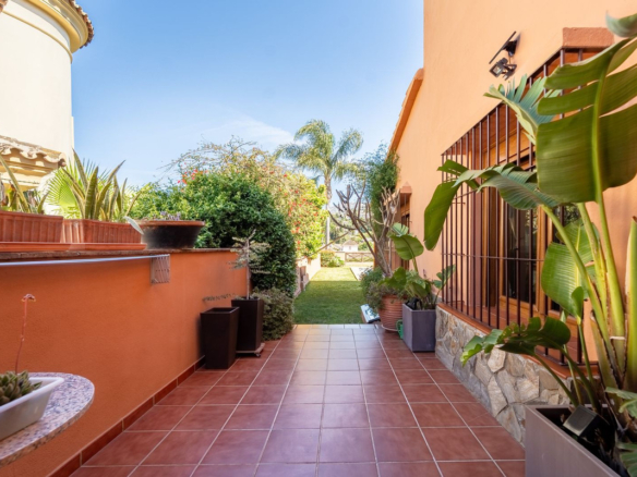 Villa for sale in Mijas