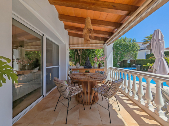 Villa for sale in Mijas