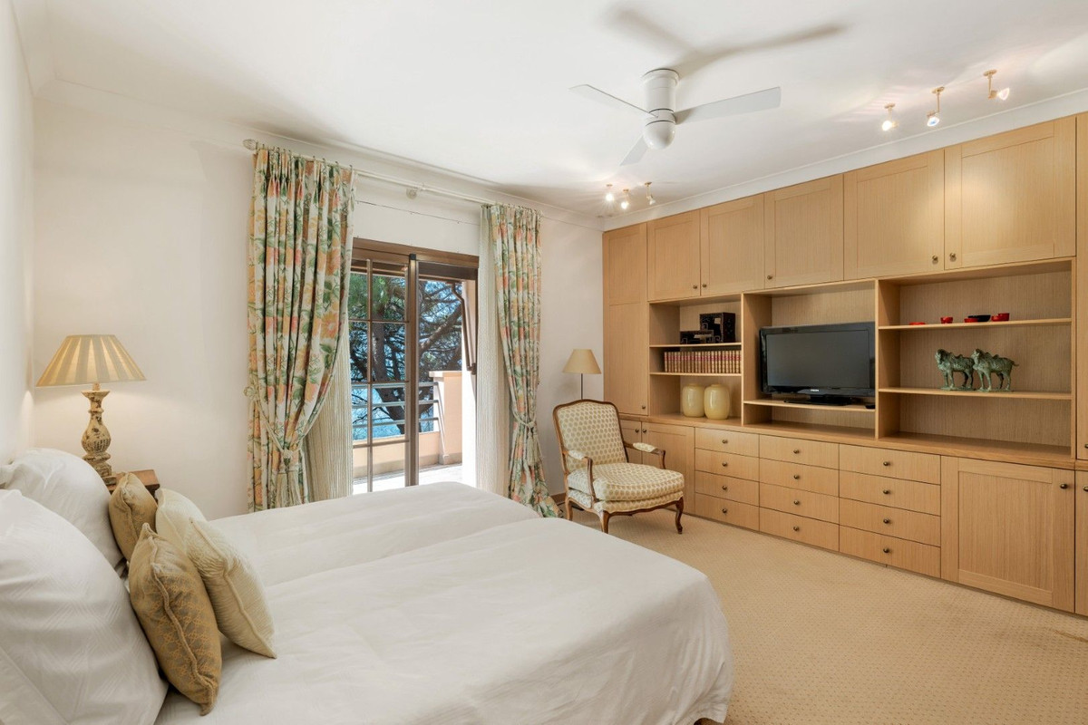 Villa for sale in Ojén