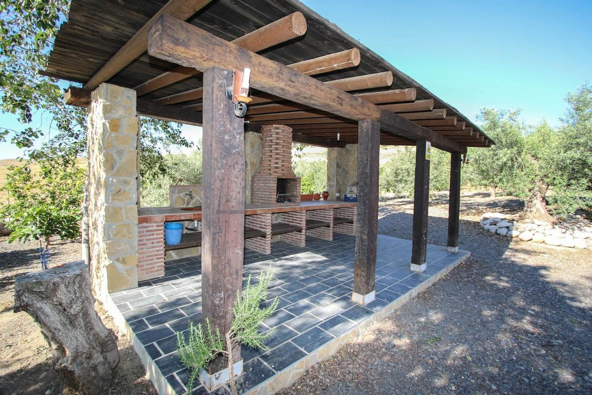 Villa for sale in Pizarra