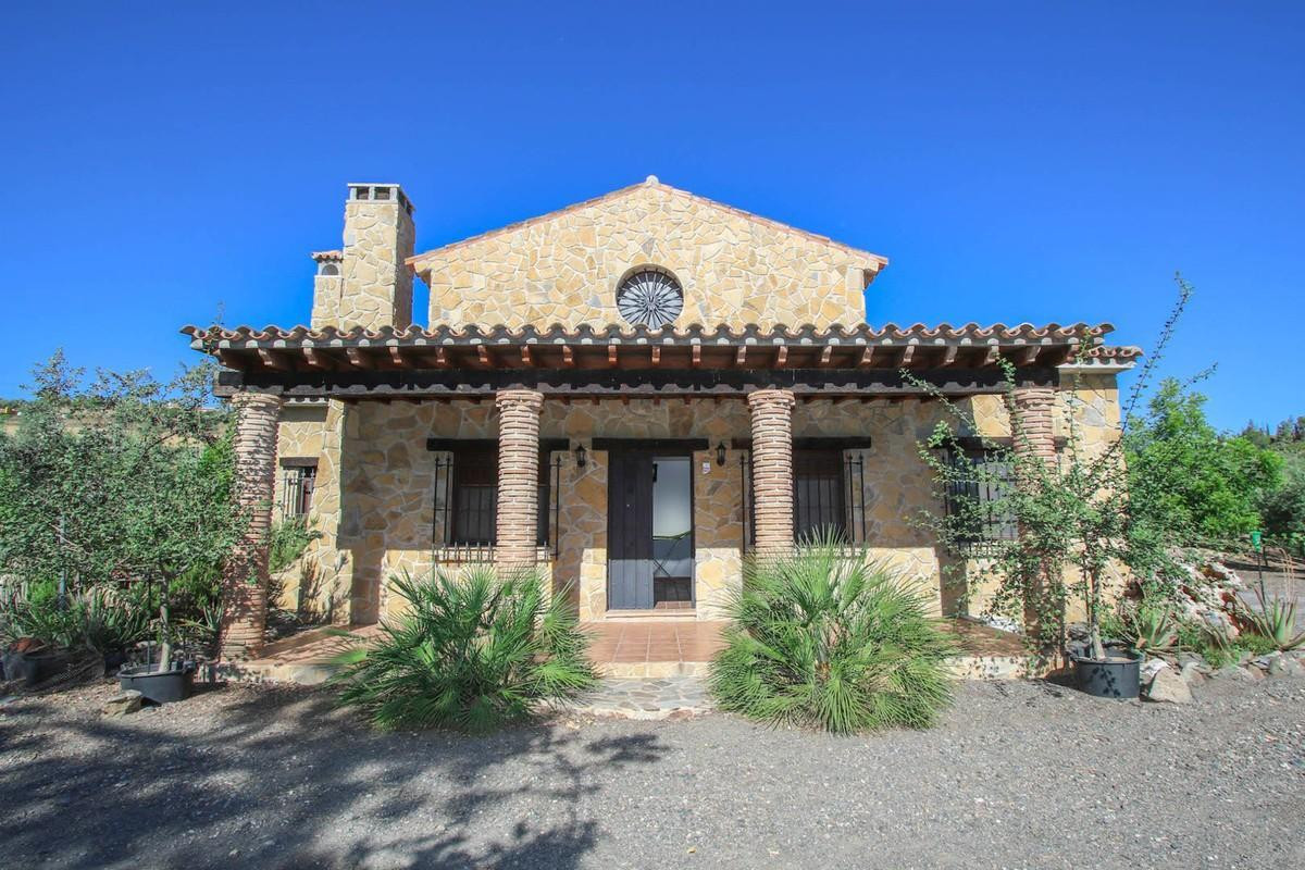 Villa for sale in Pizarra