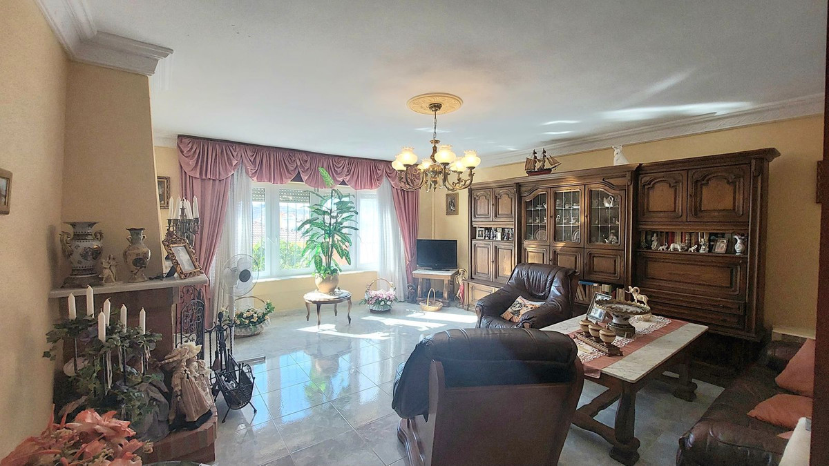 Villa for sale in Puerto de la Torre