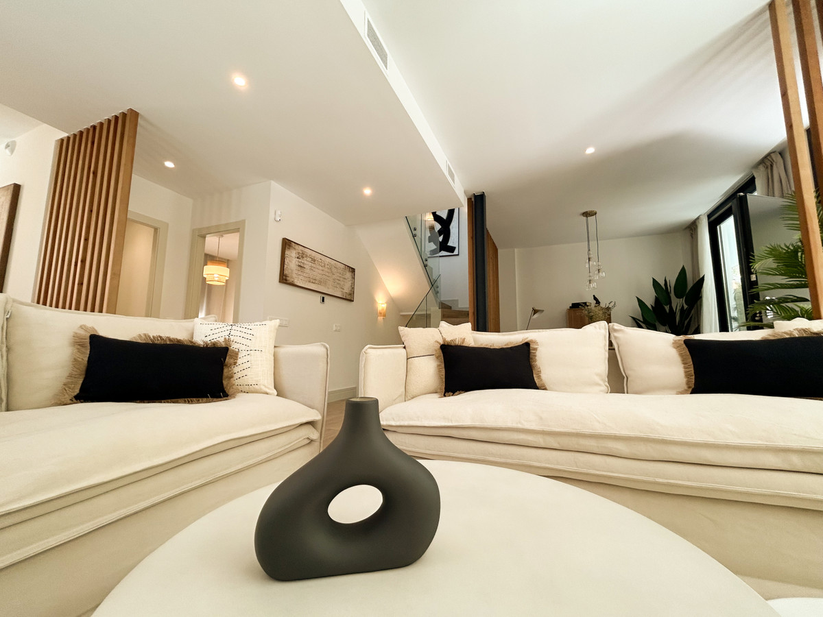 New Townhouse for sale in Málaga