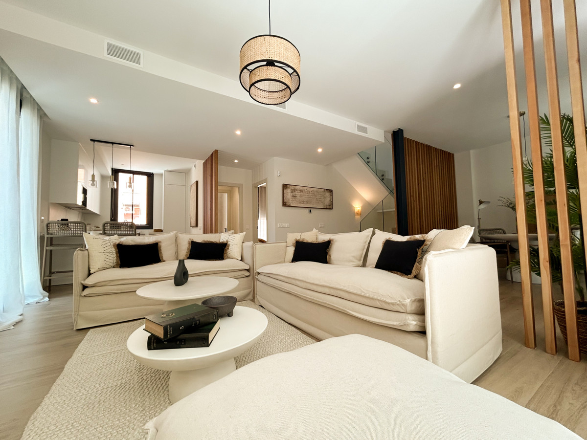 New Townhouse for sale in Málaga