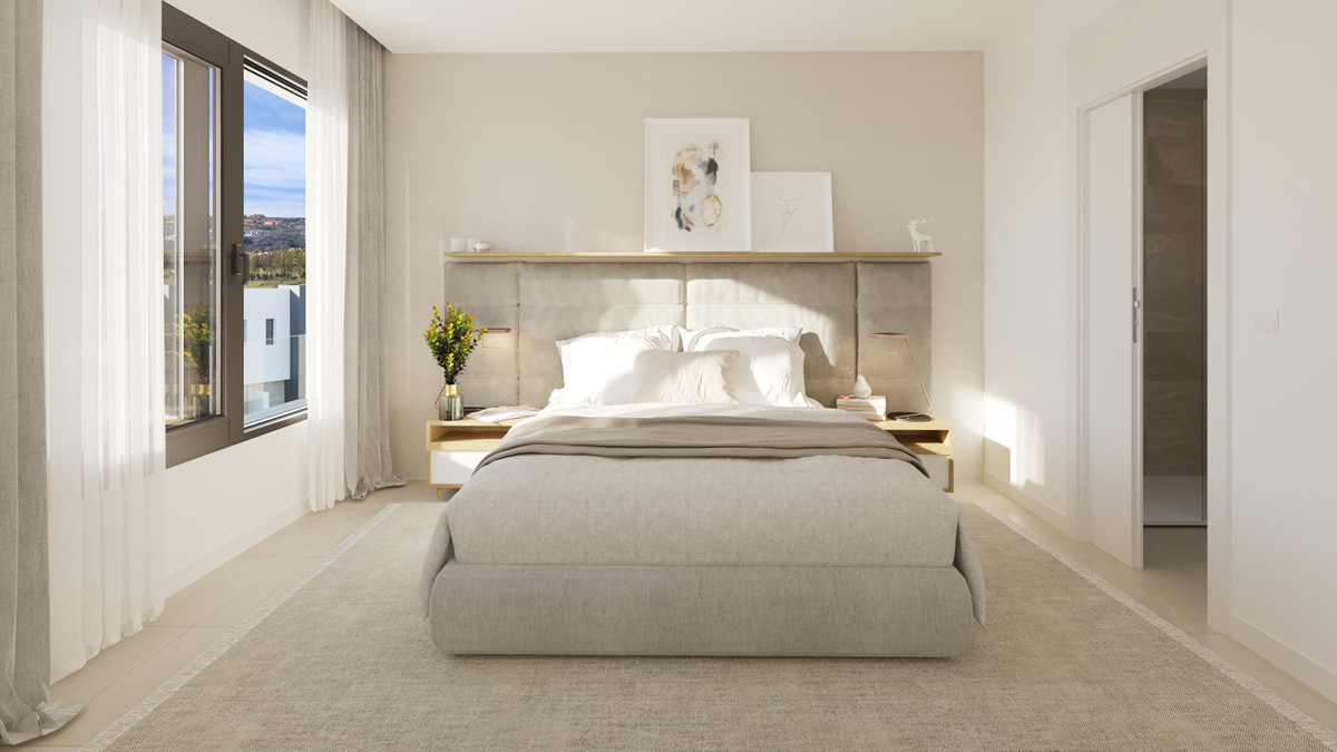 New Villa for sale in Estepona