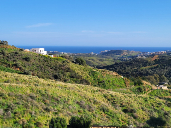 New Villa for sale in Mijas