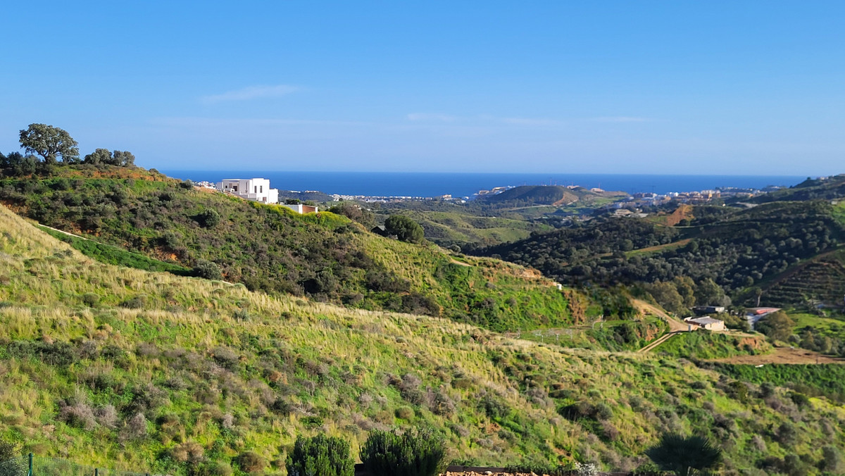 New Villa for sale in Mijas