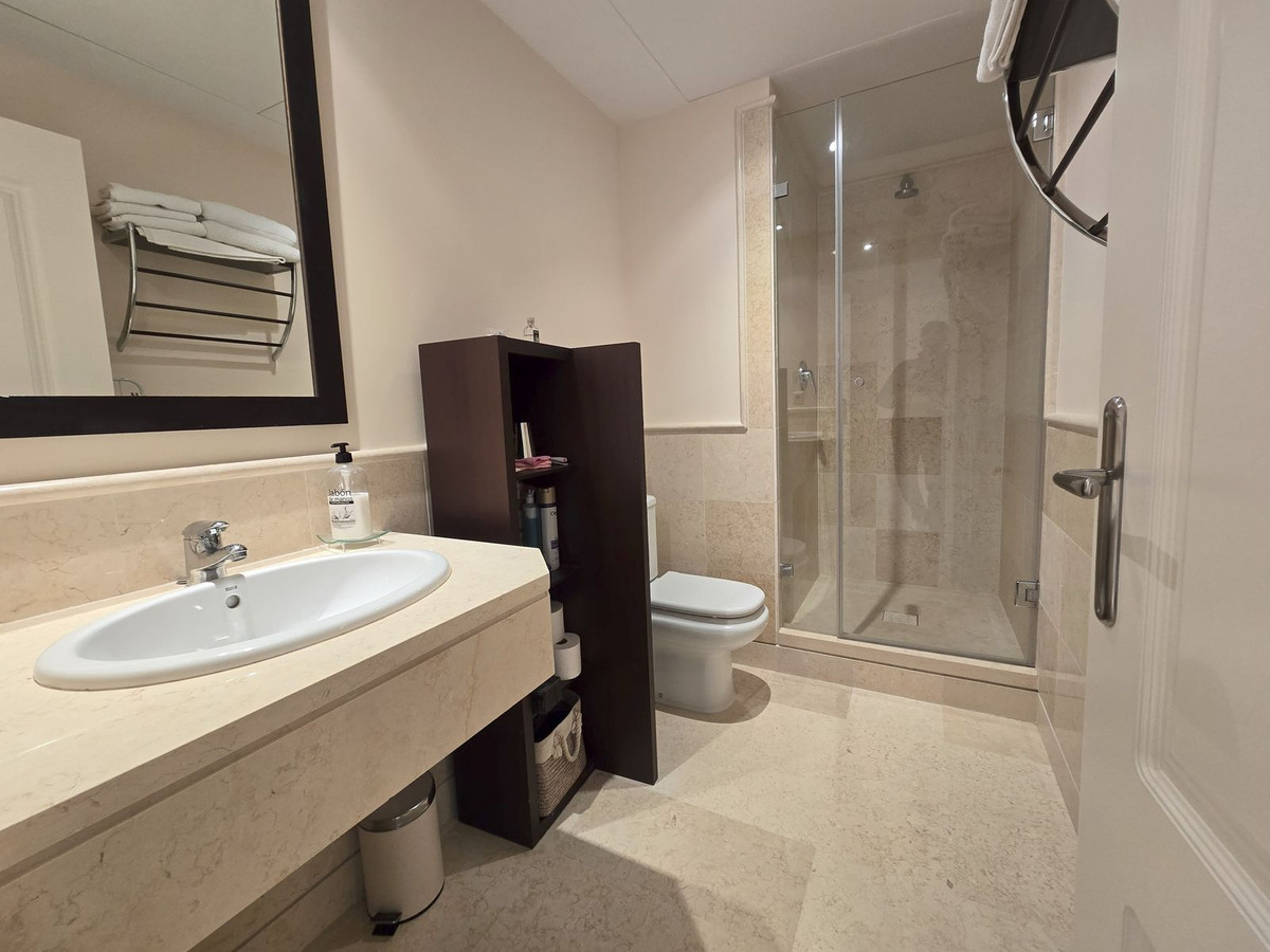 Apartment for sale in Benahavís