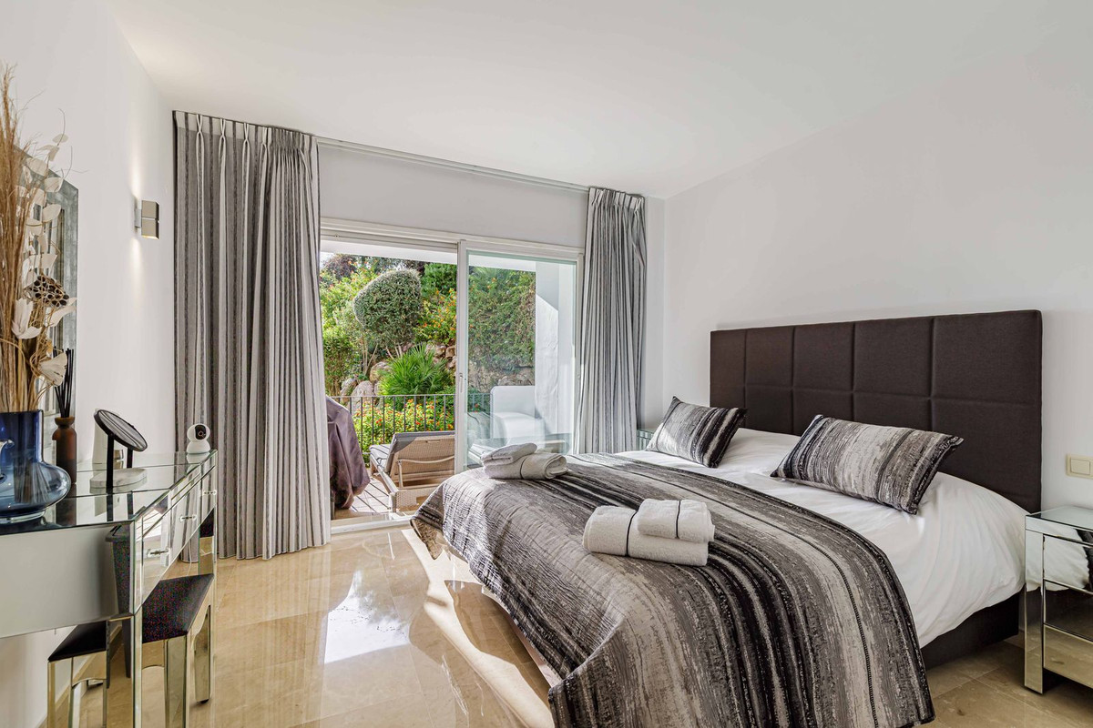 Apartment for sale in Benahavís