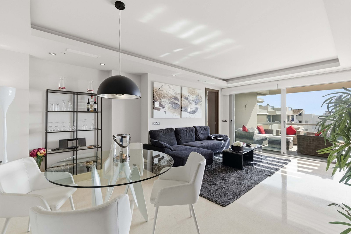 Apartment for sale in Benahavís