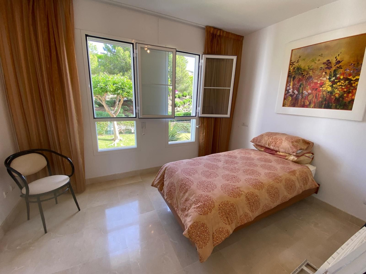 Apartment for sale in Benahavís