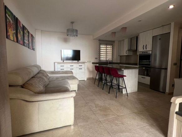 Apartment for sale in Estepona