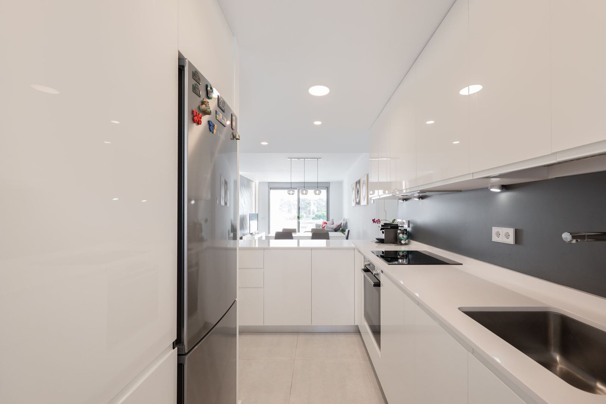 Apartment for sale in Estepona