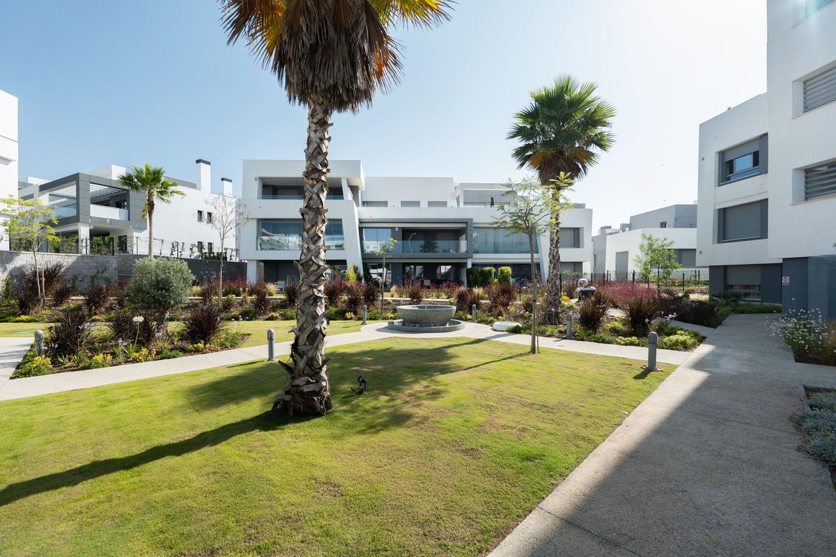 Apartment for sale in Estepona