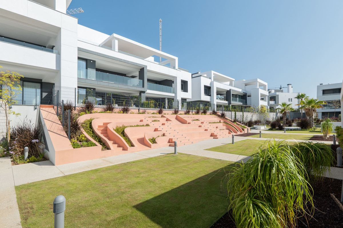 Apartment for sale in Estepona