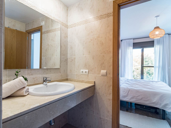 Apartment for sale in Estepona