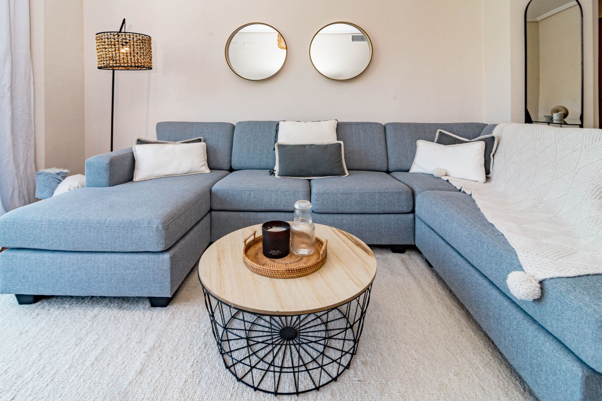 Apartment for sale in Estepona