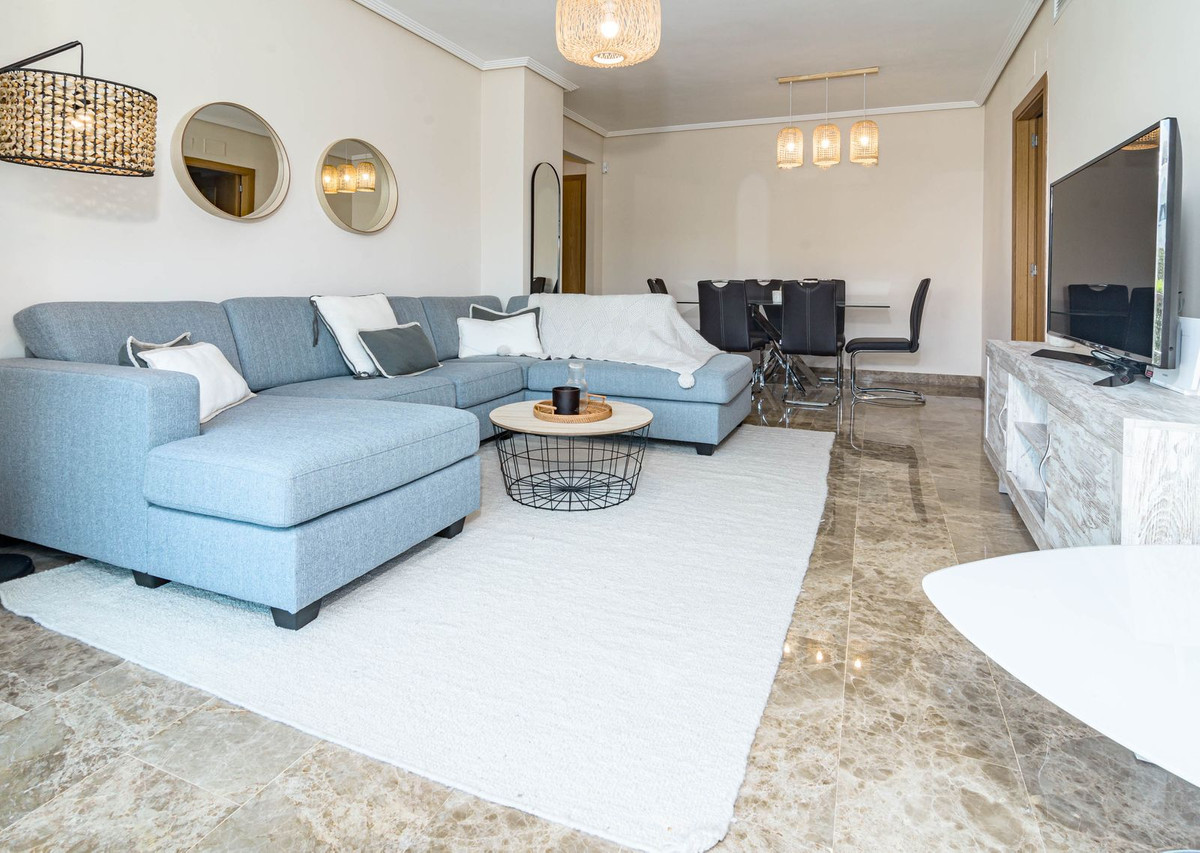 Apartment for sale in Estepona