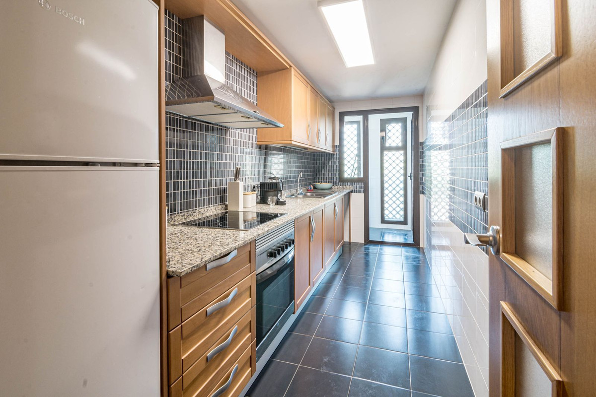 Apartment for sale in Estepona