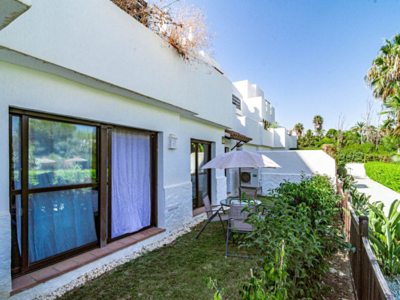 Apartment for sale in Estepona