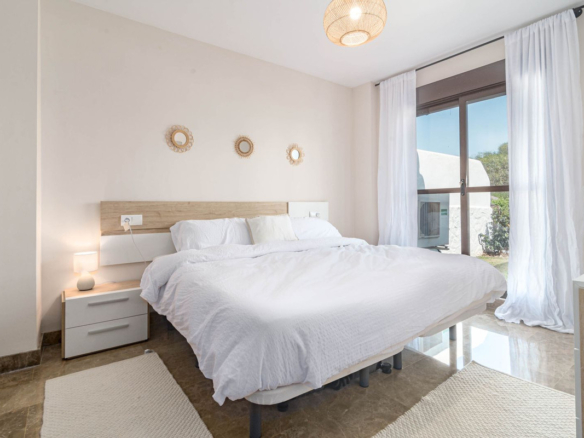 Apartment for sale in Estepona