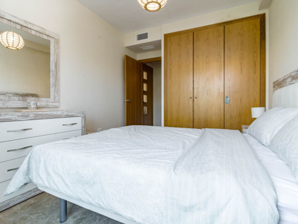 Apartment for sale in Estepona