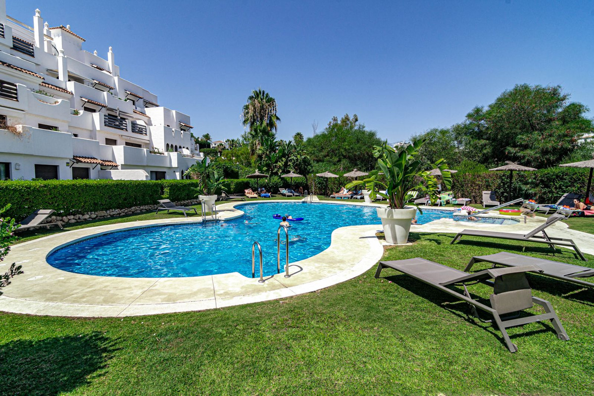 Apartment for sale in Estepona
