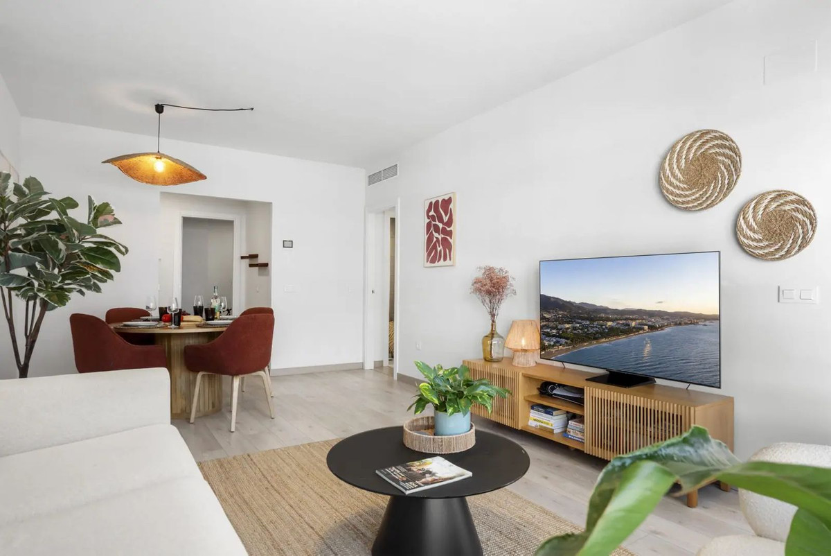 Apartment for sale in Estepona