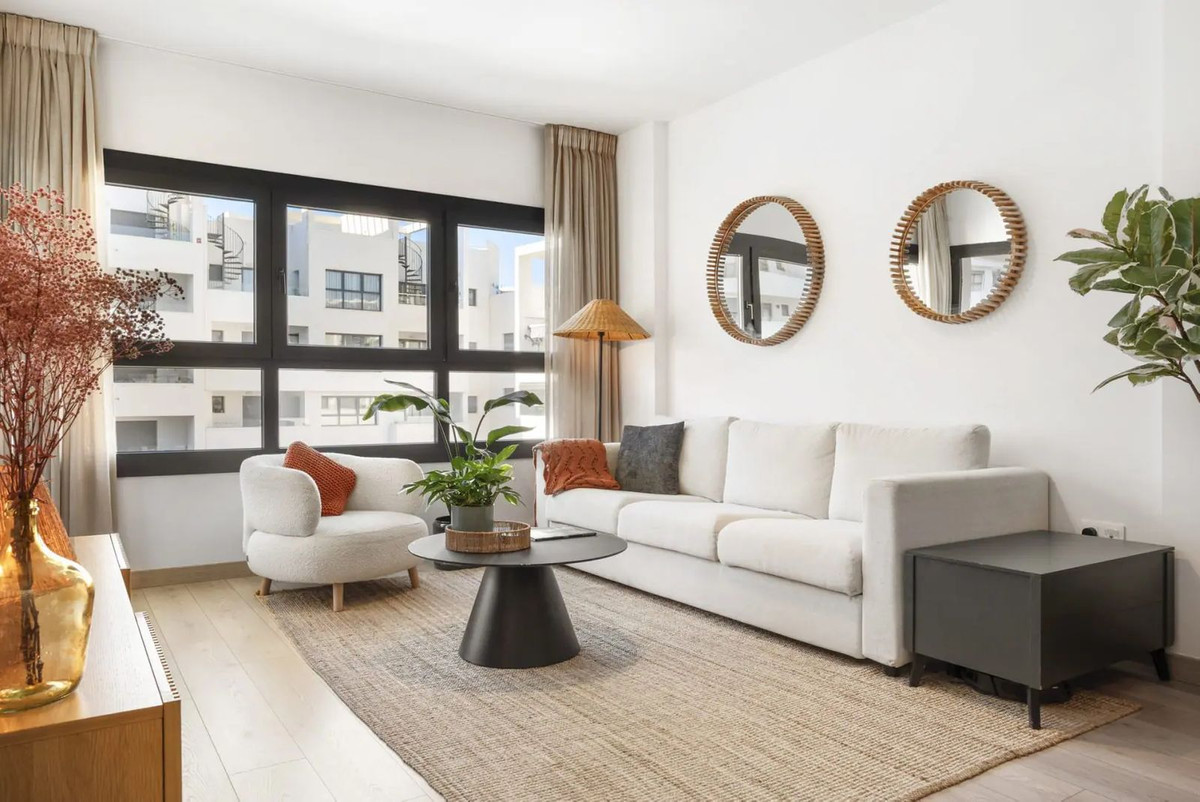 Apartment for sale in Estepona