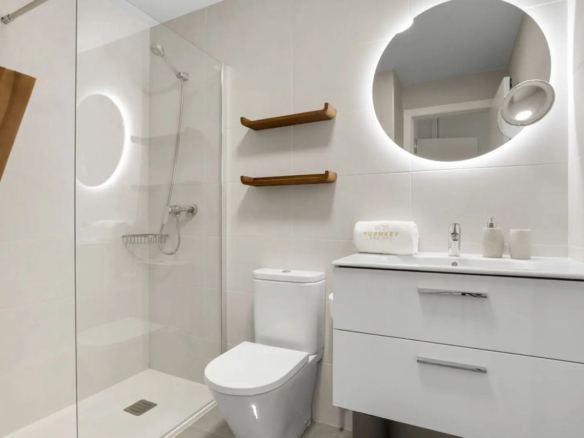Apartment for sale in Estepona